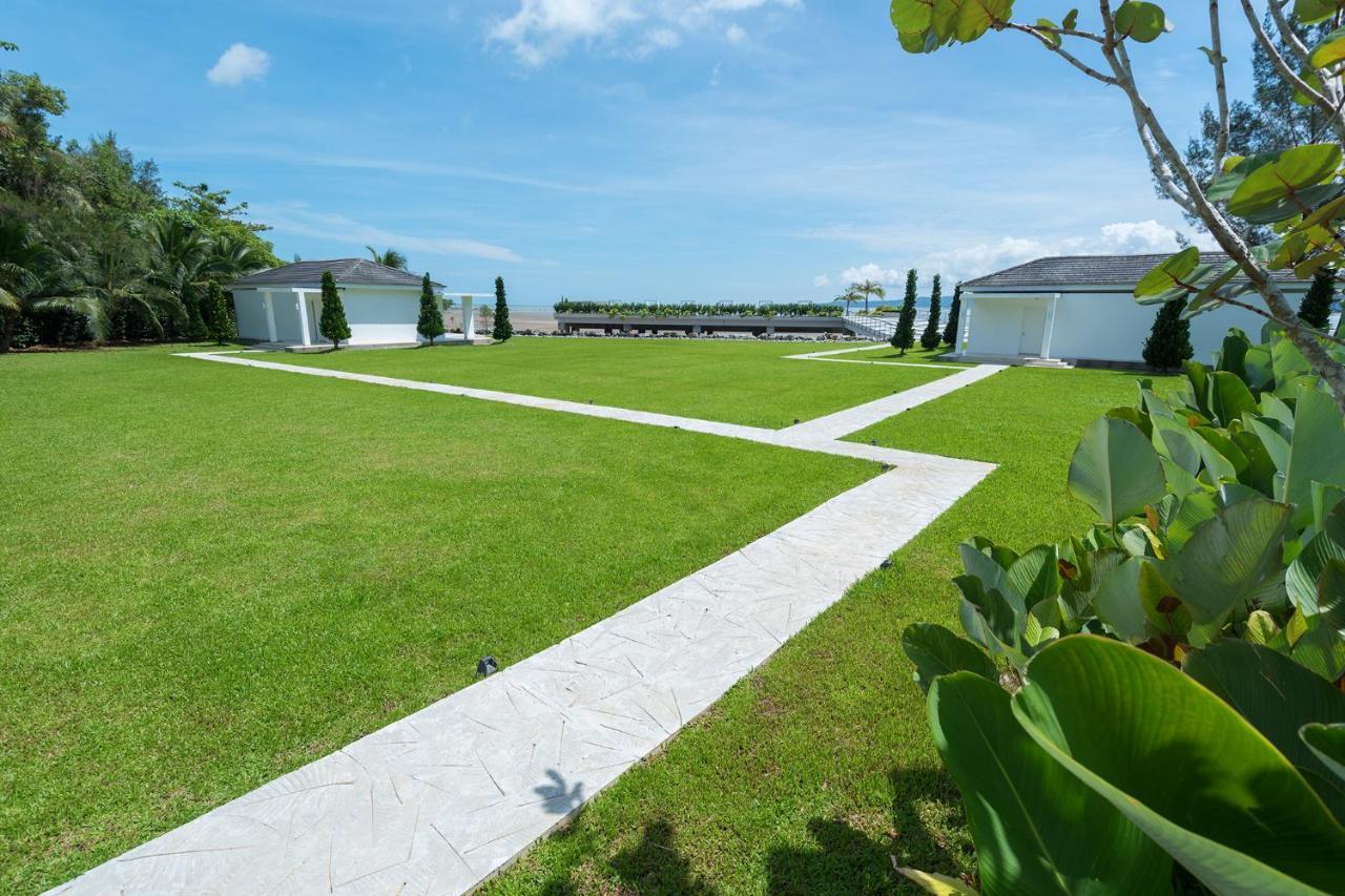 Cove 55 Hotel Santubong Exterior photo