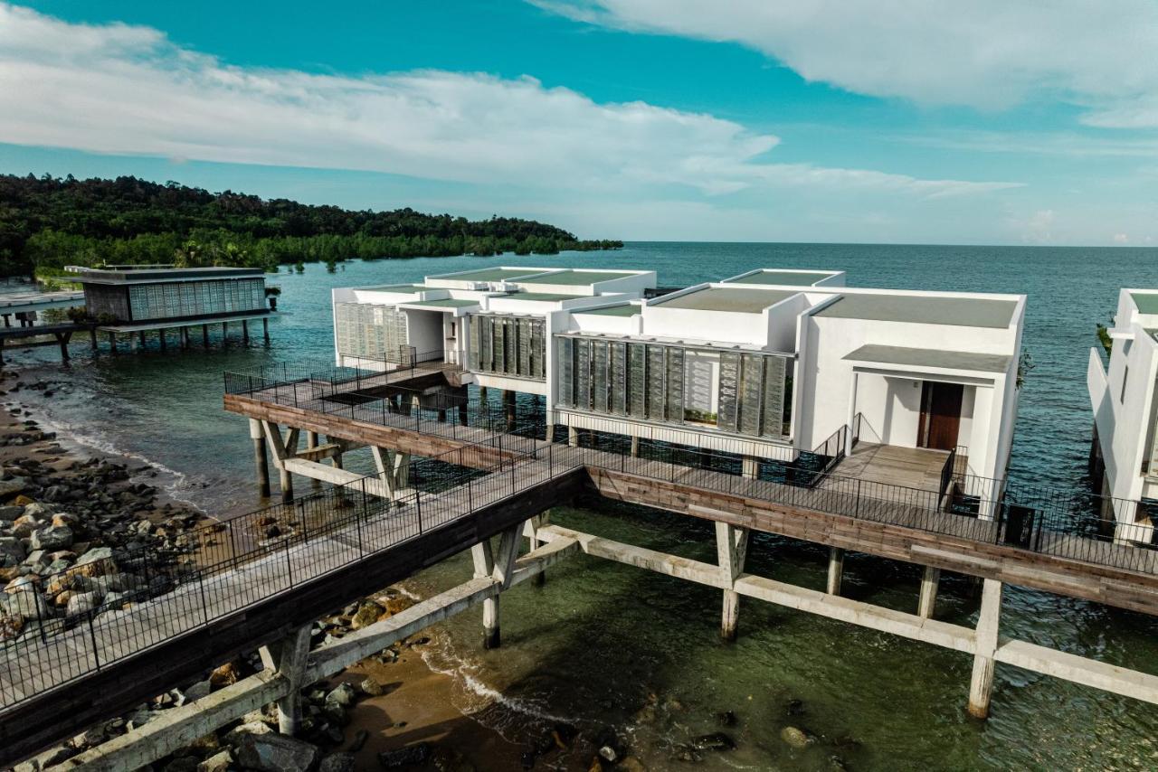 Cove 55 Hotel Santubong Exterior photo
